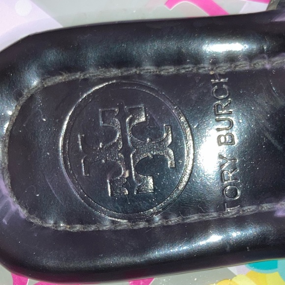 Tory Burch Black~Leather Light Sandals size ~ 6 - Picture 2 of 4